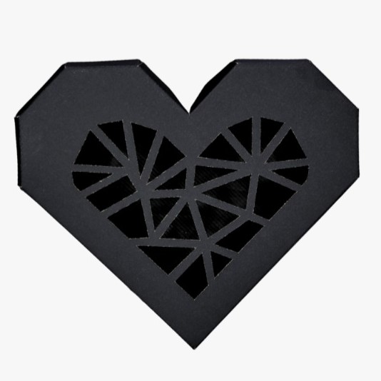 CAJA CORAZON GDE NGO VENTANA (PAQ DE 10 PZAS)